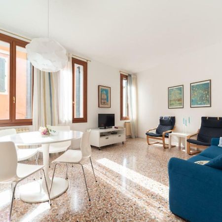 San Martino Apartment Венеция Экстерьер фото