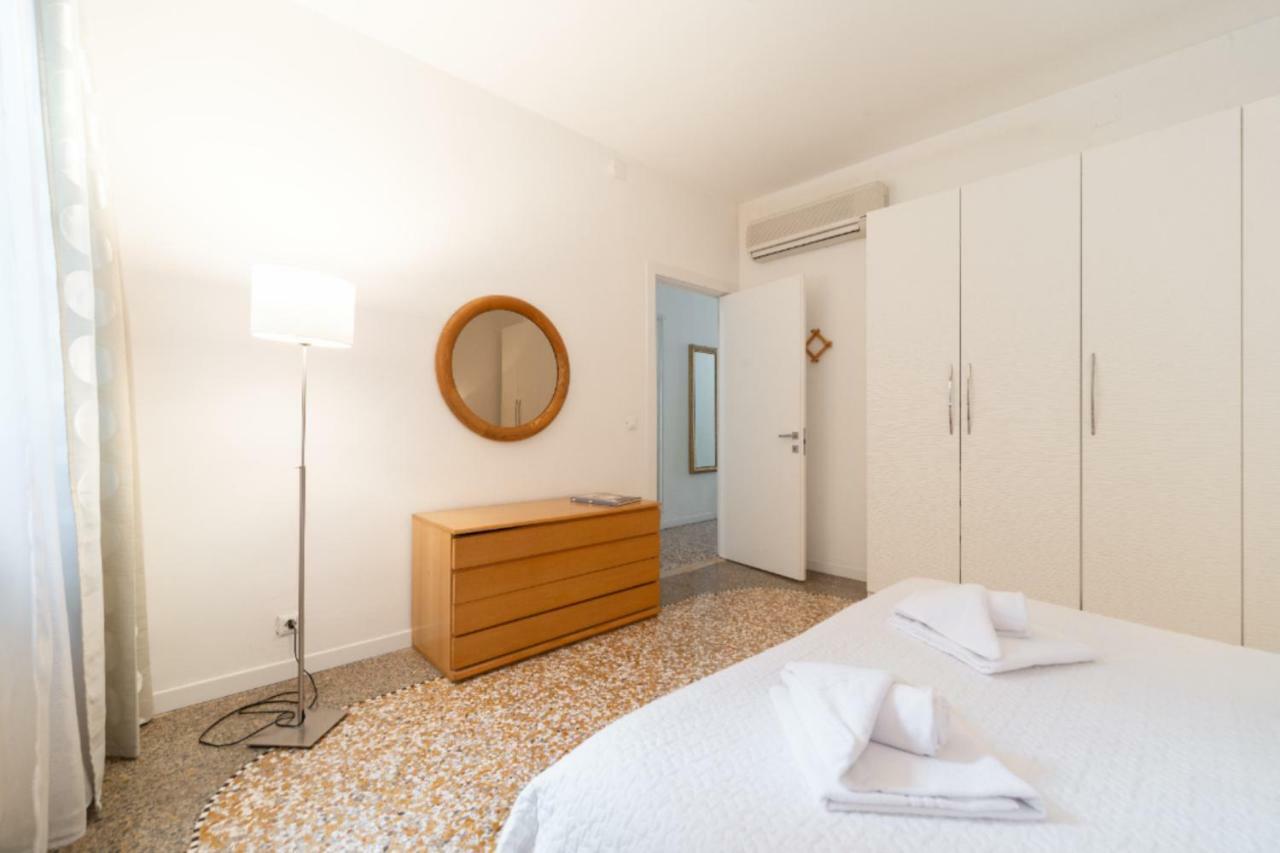 San Martino Apartment Венеция Экстерьер фото